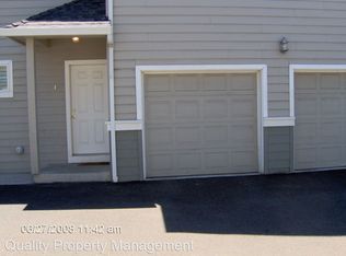 746 Swing Ln APT 3, Medford, OR 97501