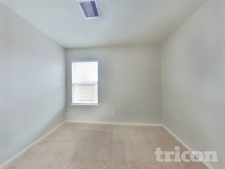 2321 Oyster Bay Ave — Photo 11