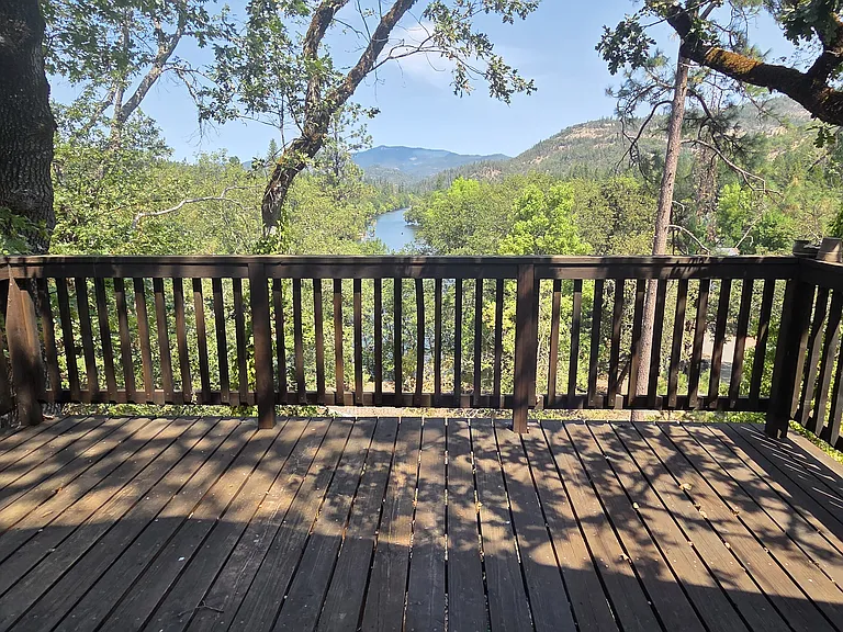 220 Crescent Dr — Photo 15