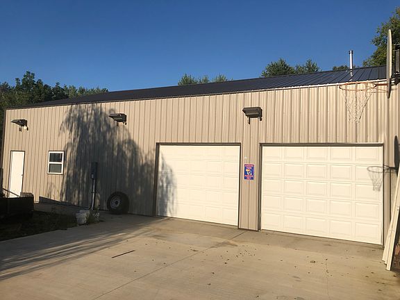 4th image of 7805 N Kansas Ave
