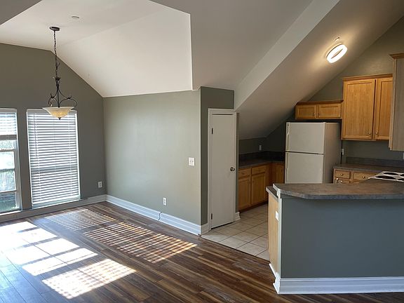 2nd image of 820 Saint Michael St Unit 1-3