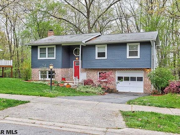 2nd image of 260 Oakley Dr