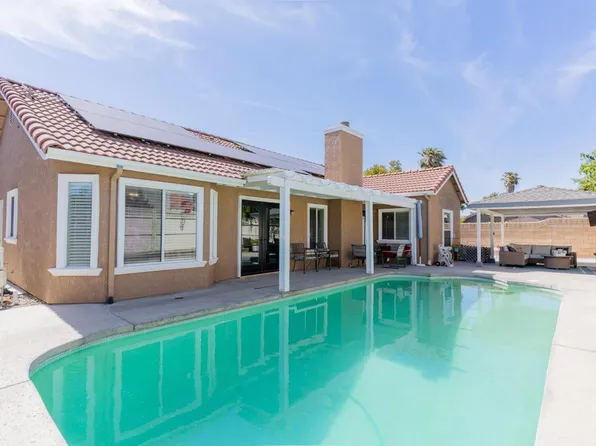 656 Grape Ct, Los Banos, CA 93635