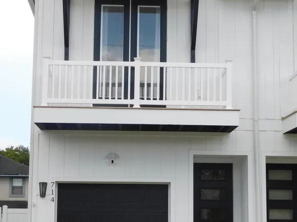 714 11th Ave S, Jacksonville Beach, FL 32250