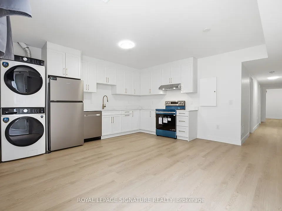 53 Bishop Ave #1B