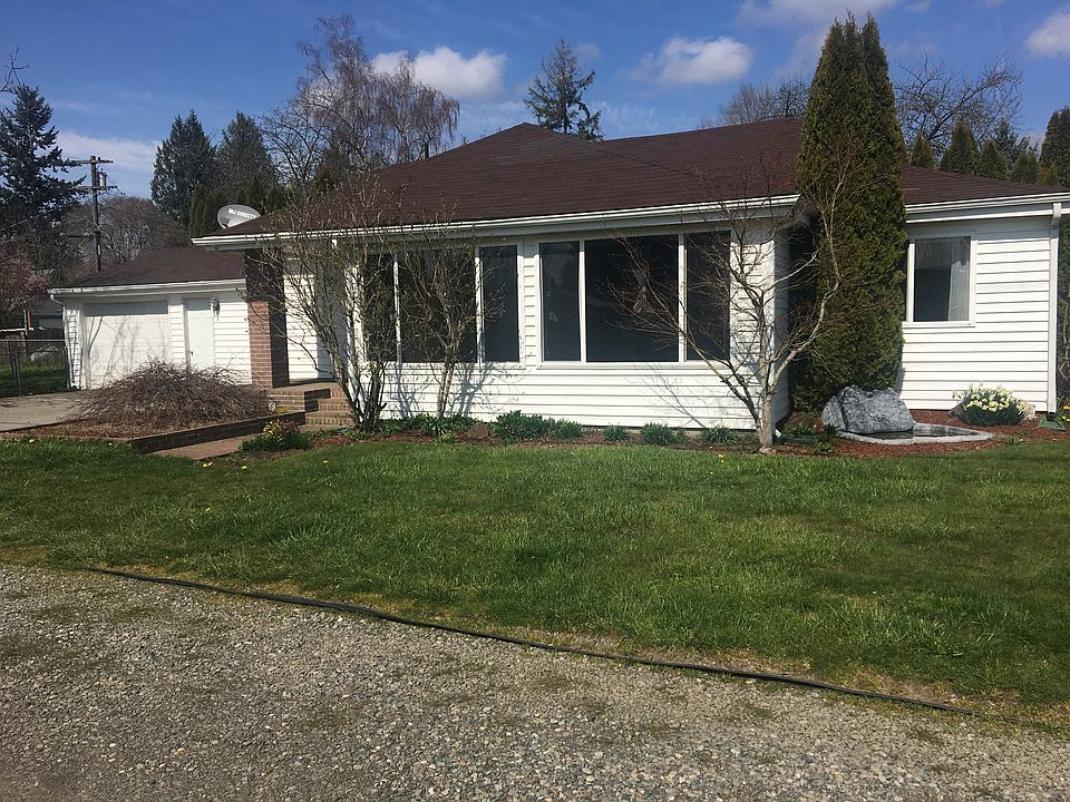 2nd image of 701 W 6th St