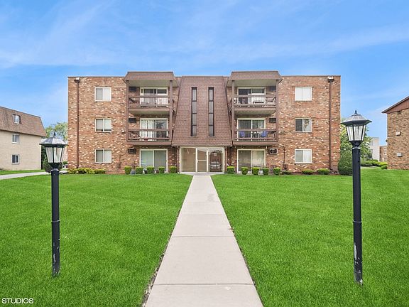 2nd image of 5728 128th St APT 2D