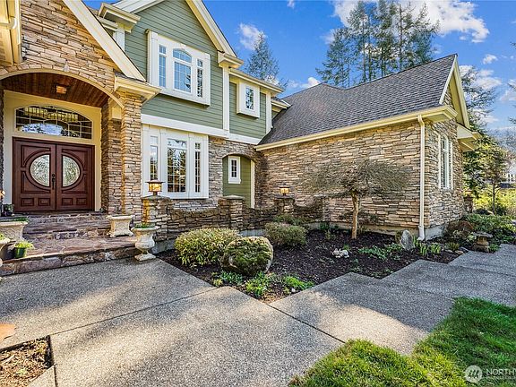 3rd image of 7172 Windflower Place NW