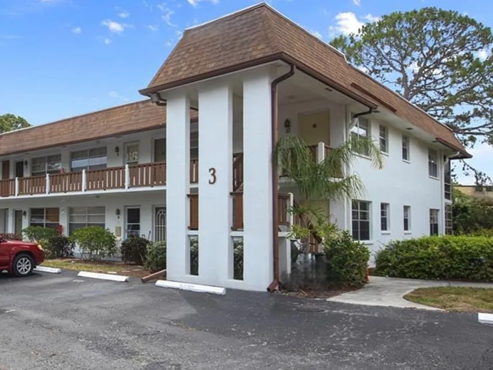 3 Quails Run Blvd #7