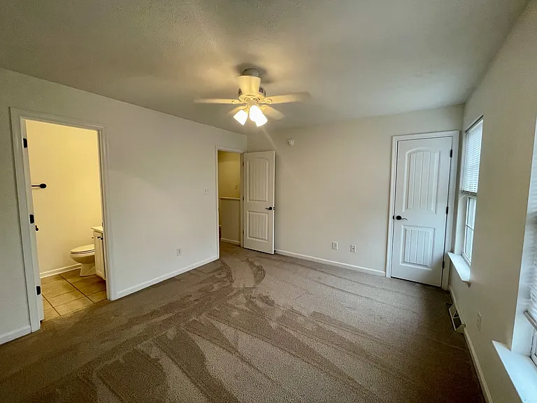 111 Old Tavern Cir #1 — Photo 23