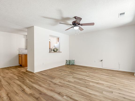 4th image of 4701 Morris St NE APT 1303