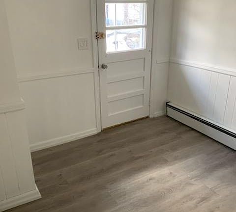 3rd image of 135 S Kensico Ave Floor 1