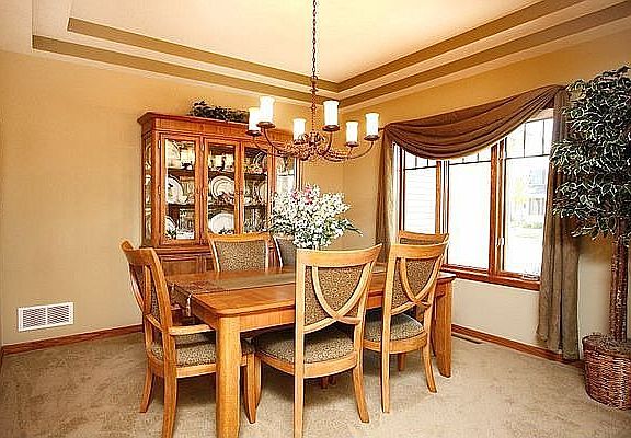 Formal dining room