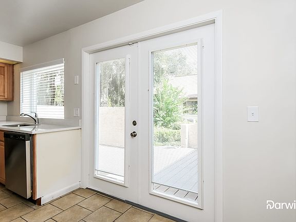 5th image of 621 Torrey Oaks Ct
