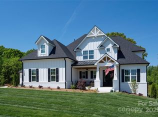 129 Ryleigh Dan Pl, Mooresville, NC 28115