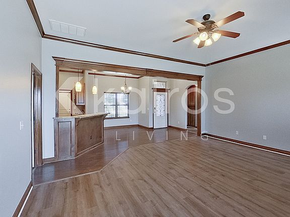 3rd image of 11728 SW 18th St