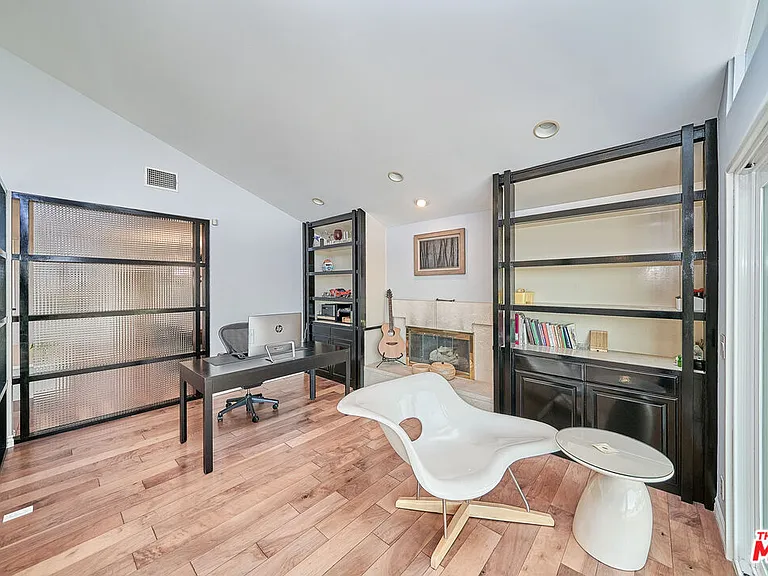 5354 Stardust Rd — Photo 10