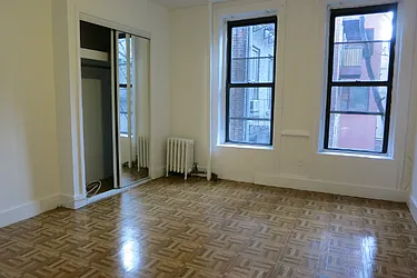 Rented by Manhattan Best Realty, Inc.
