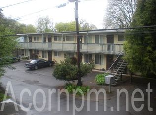 733 W 4th Aly APT 15, Eugene, OR 97402