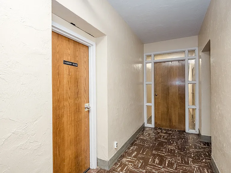 1403 E St #B3 — Photo 21
