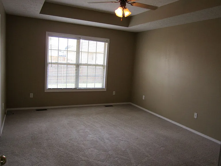 412 Denton — Photo 15