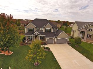 10469 Scott Ave N, Brooklyn Park, MN 55443