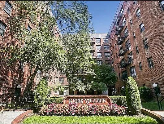 Sold by Heights Realty Advisors | media 14