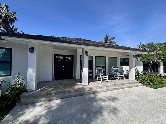 2nd image of 6217 Matilija Ave