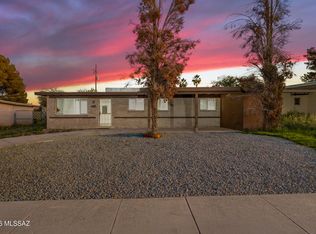 8032 E Victoria Dr, Tucson, AZ 85730