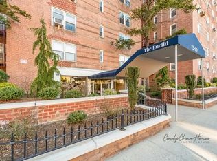 72-10 112th St #3G, Forest Hills, NY 11375