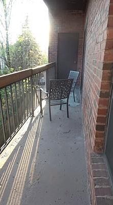 5th image of 123 Elm St APT C-10