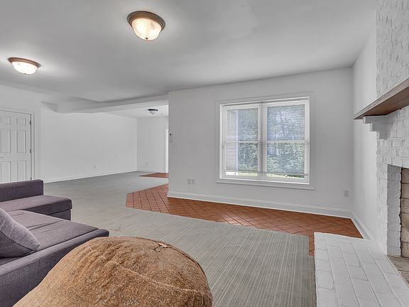 2nd image of 1015 Dranesville Manor Dr #Basement