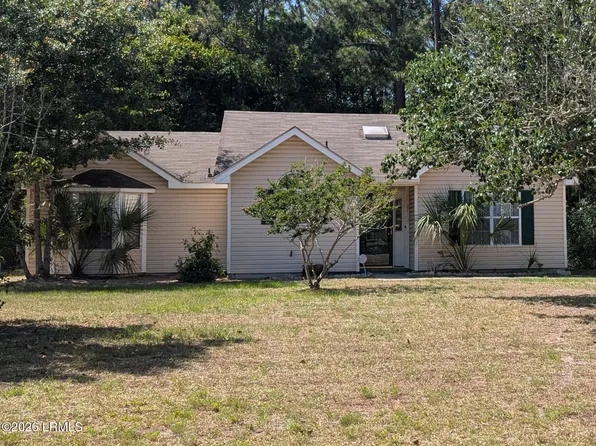 27 Irongate Dr, Beaufort, SC 29906