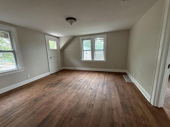 4th image of 1723 Erie STREET