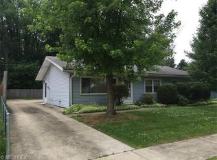 2330 Cathy Dr NE, Canton, OH 44705