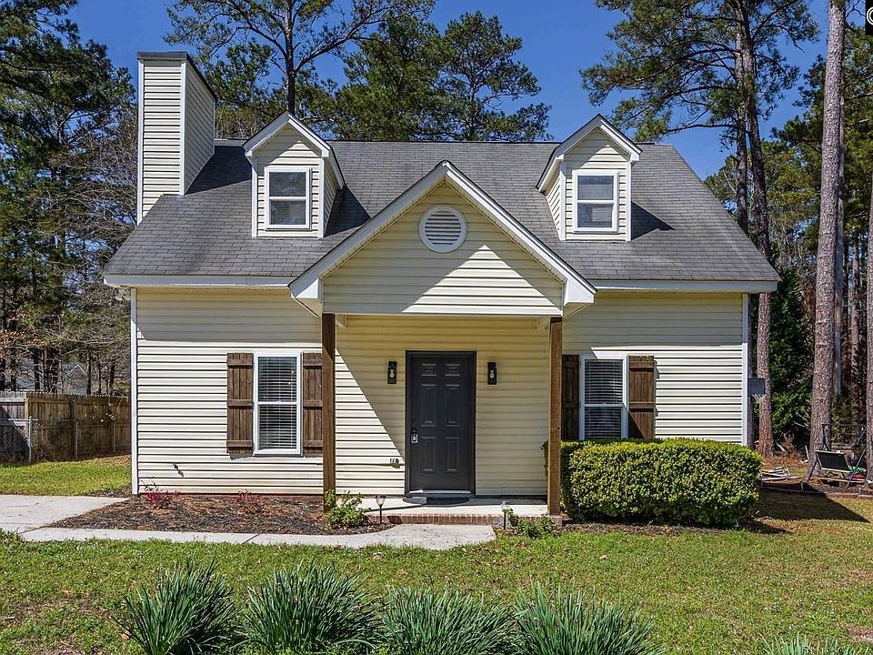 1st image of 301 Squire Rd