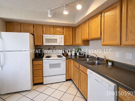 4th image of 6901 S Florentine Way