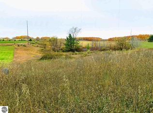 2231 Tyler Hills Dr, Traverse City, MI
