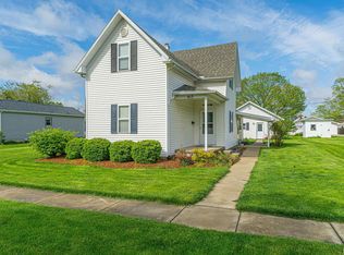 612 Decatur St, Lincoln, IL 62656