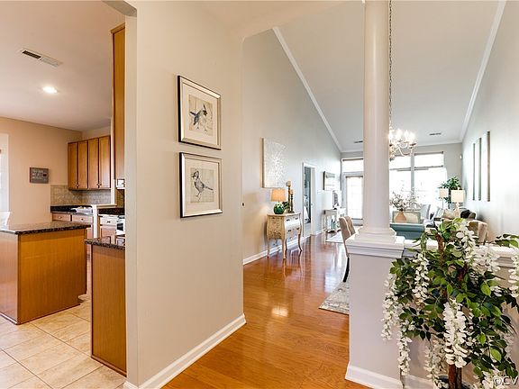 5th image of 3120 Abruzzo Place Gln