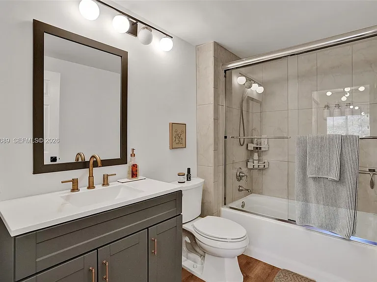 6841 SW 44th St #305 — Photo 22