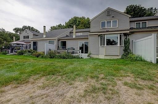 1st image of 70 Walden Pond Dr #70