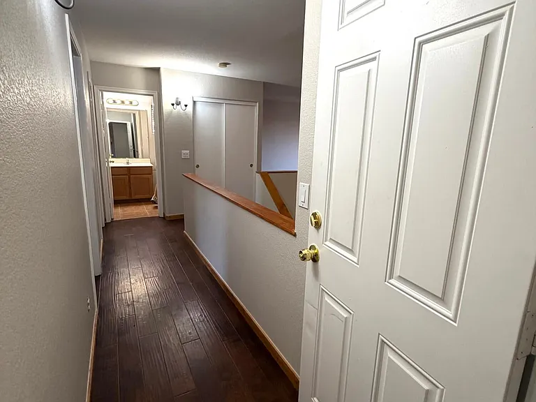 3002 S 92nd Cir — Photo 23