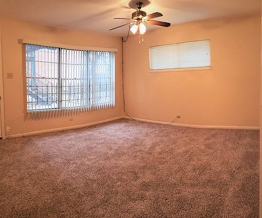 3rd image of 107 Brightwood Pl APT A