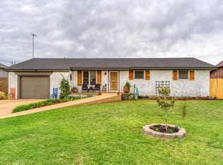 630 E Benton Ave, Sayre, OK 73662