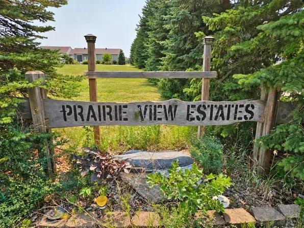 4th St SE, Rugby, ND 58368