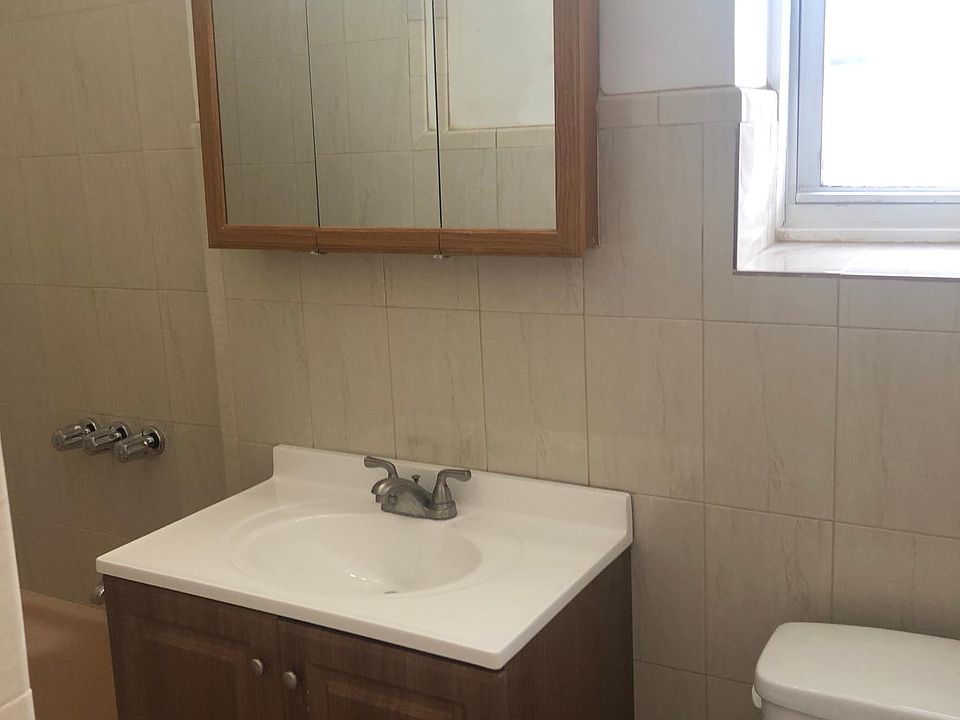 1st image of 1351 Astor Ave #2