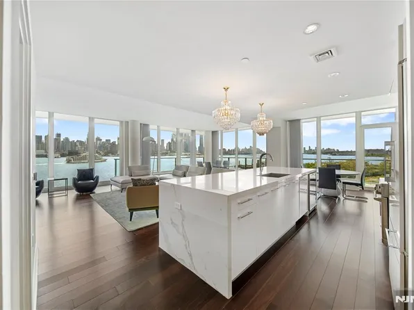 1200 Avenue At Port Imperial APT 508, Weehawken, NJ 07086