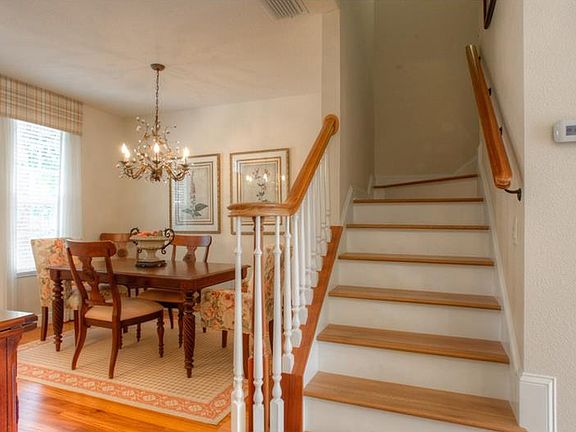 4th image of 9919 Brompton Dr