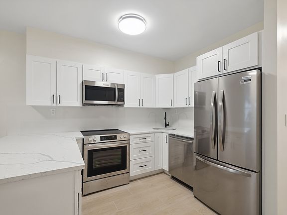 2nd image of 643 Morgan Ave #1